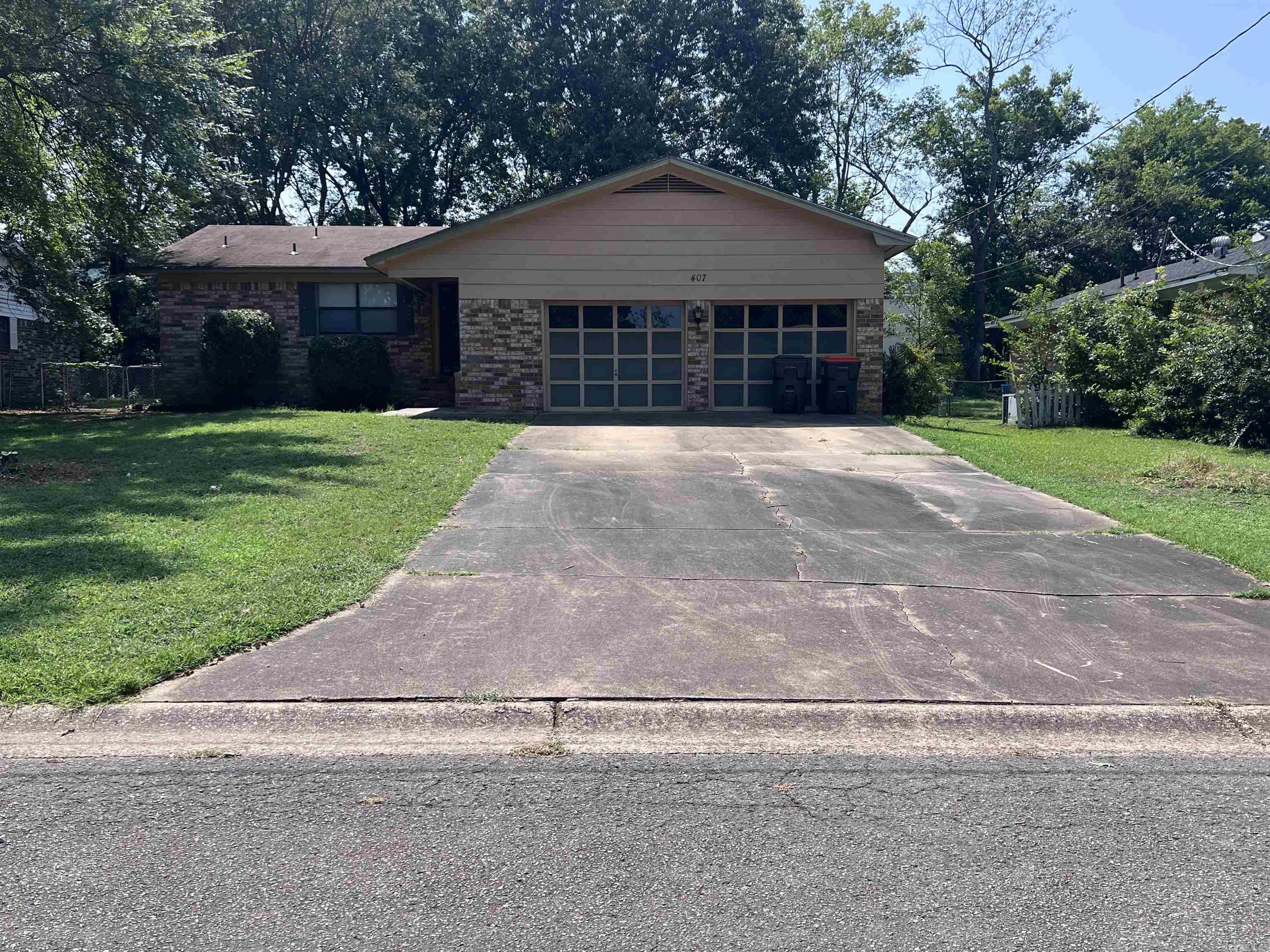 407 N Joplin Place Property Photo 1