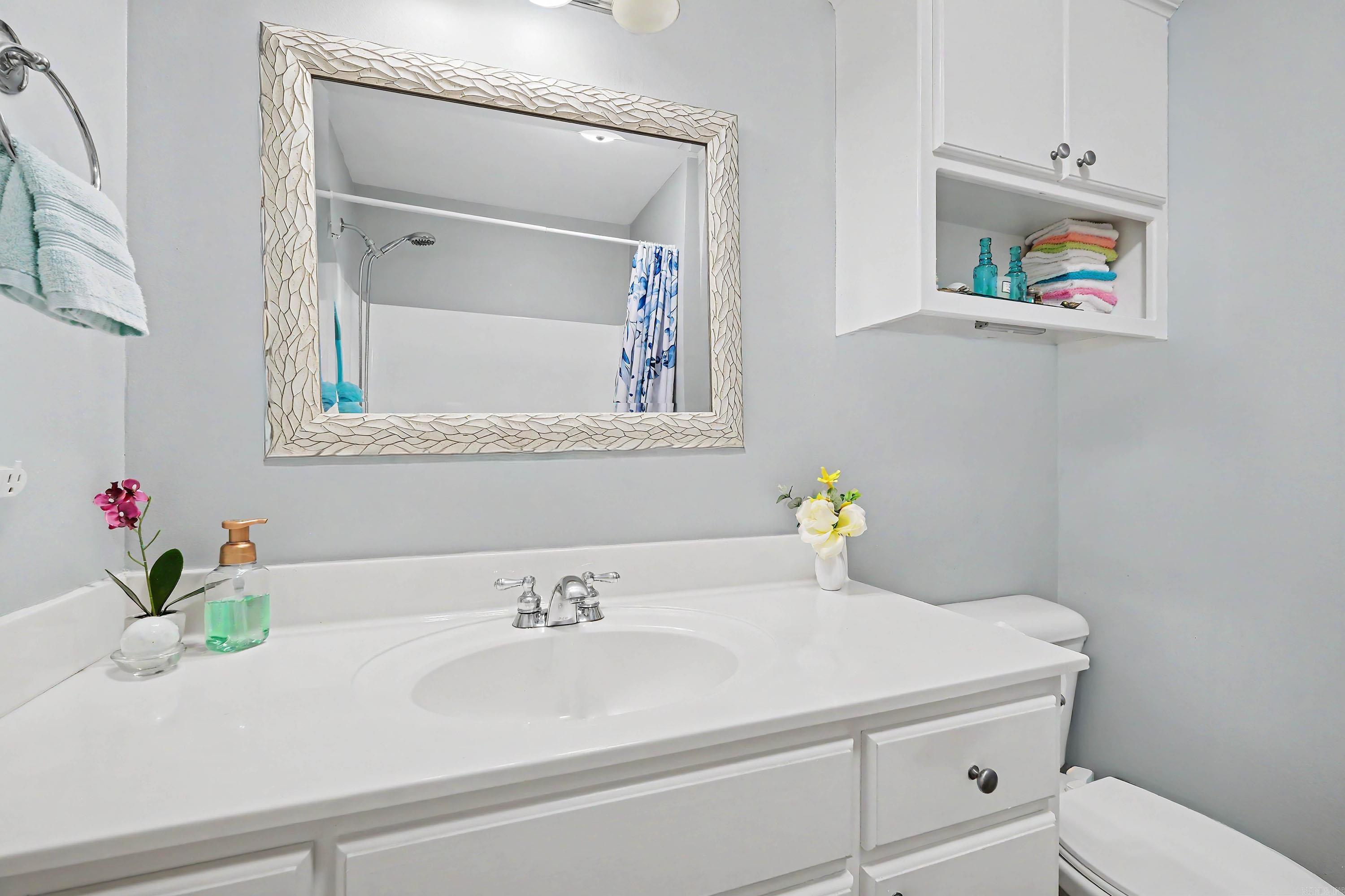 402 Hayley Court Property Photo 23