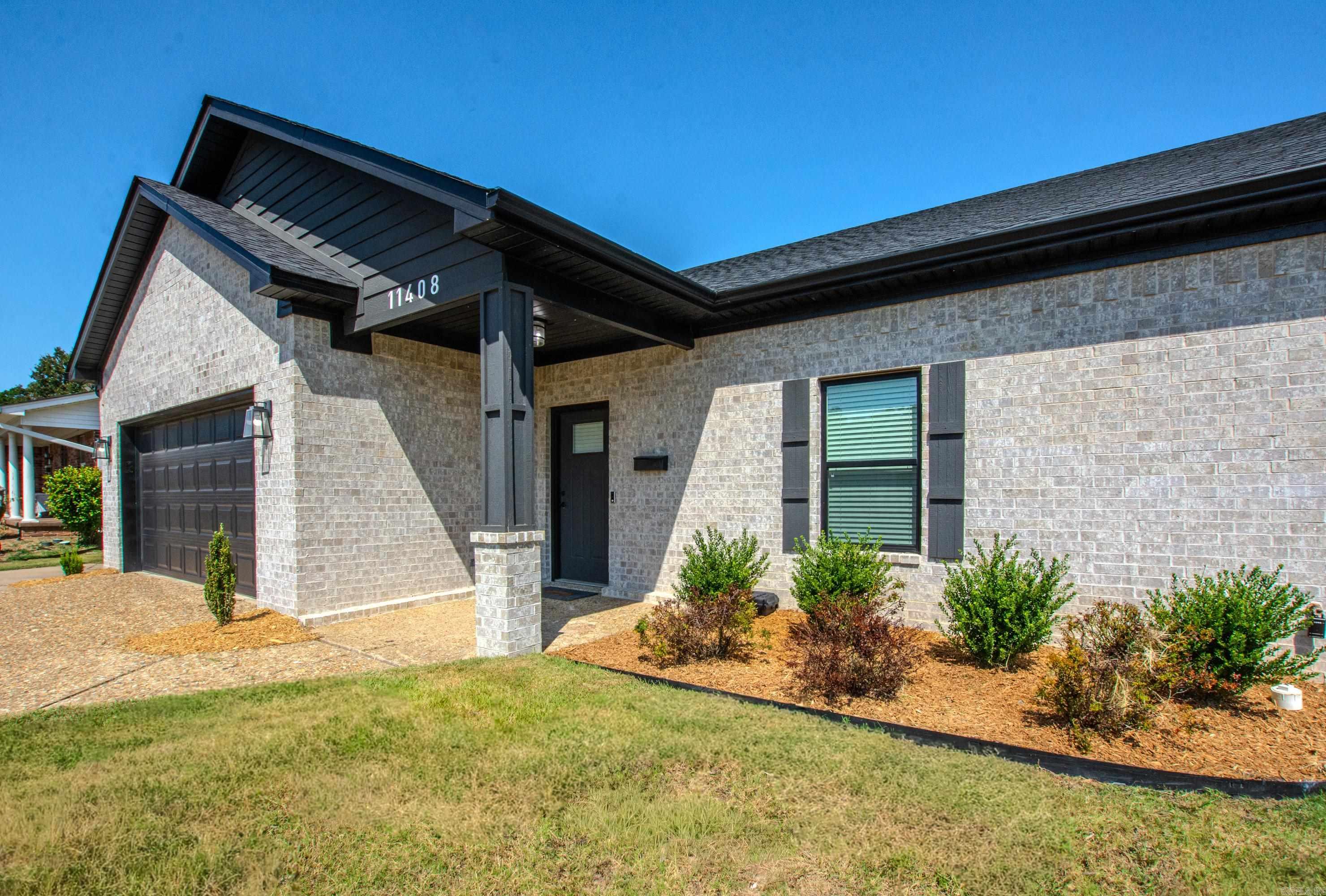11408 E Stoney Point Court Property Photo 3