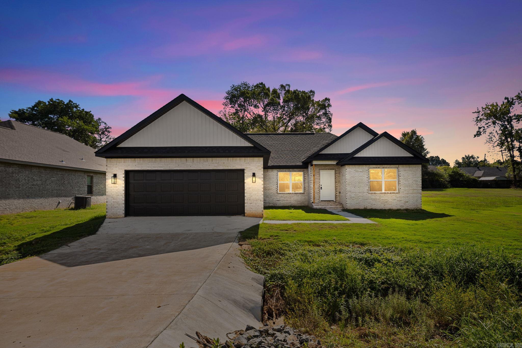 20 Ledrick Circle Property Photo 2