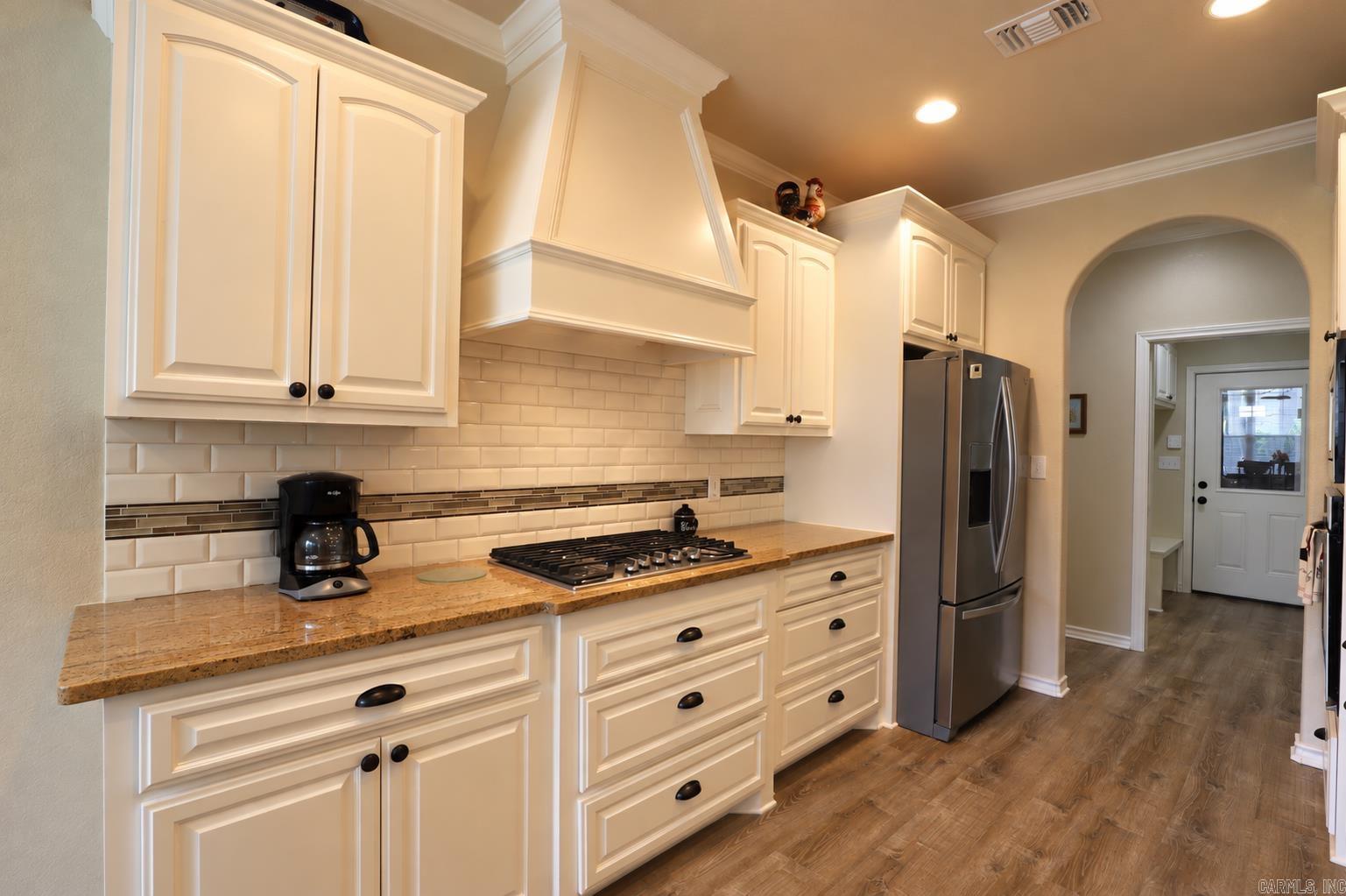 5125 Remington Street Property Photo 8