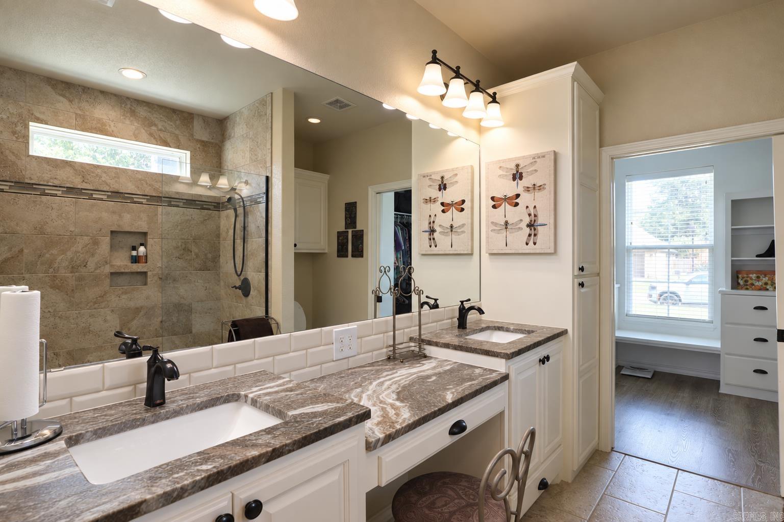 5125 Remington Street Property Photo 13