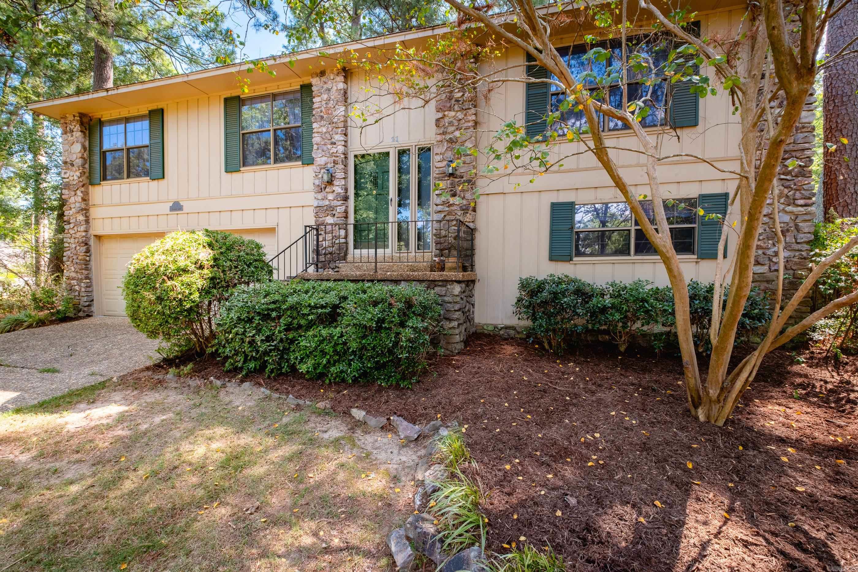 11 Barberry Lane Property Photo 1