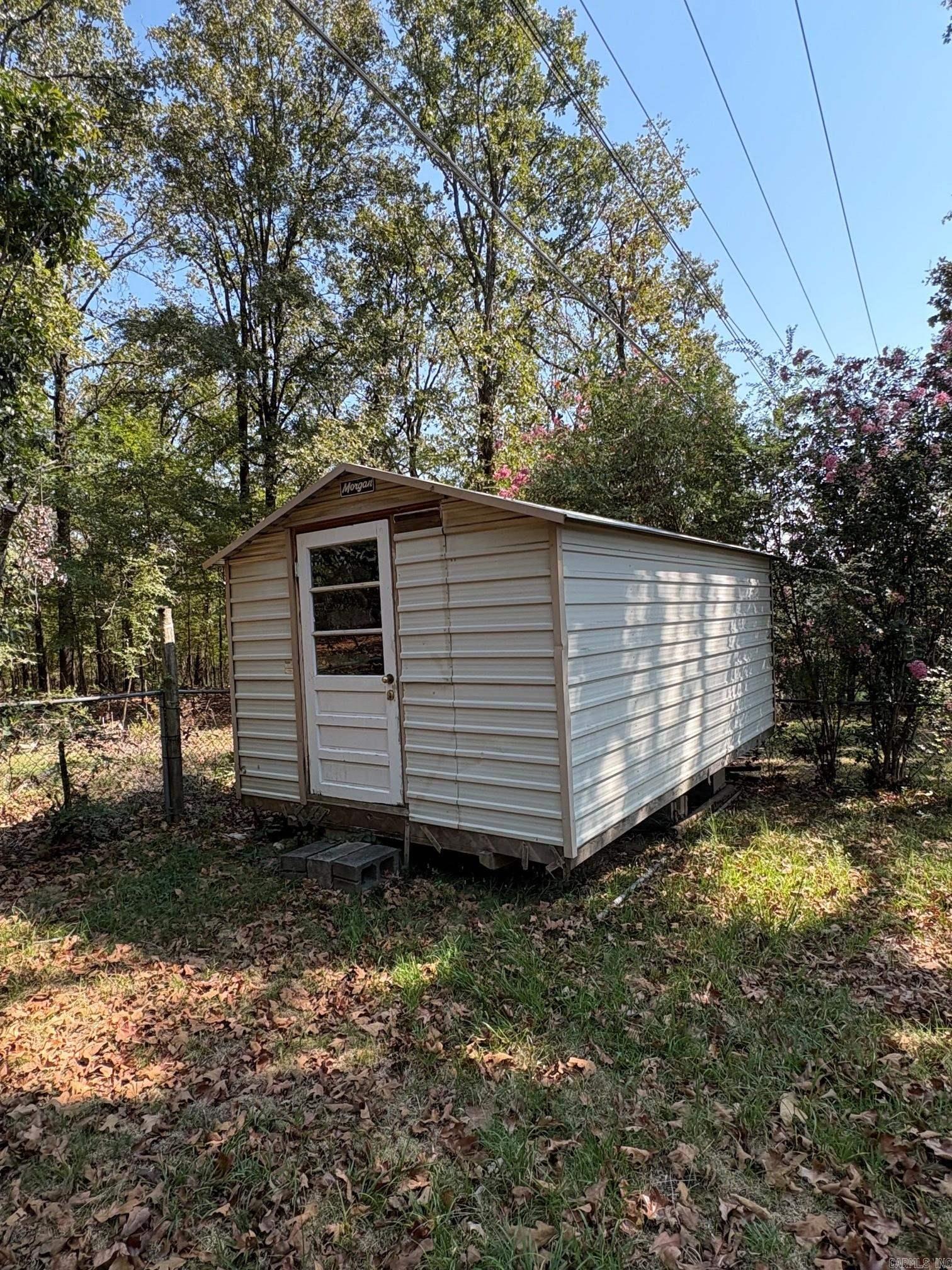 209 Creekwood Drive Property Photo 16