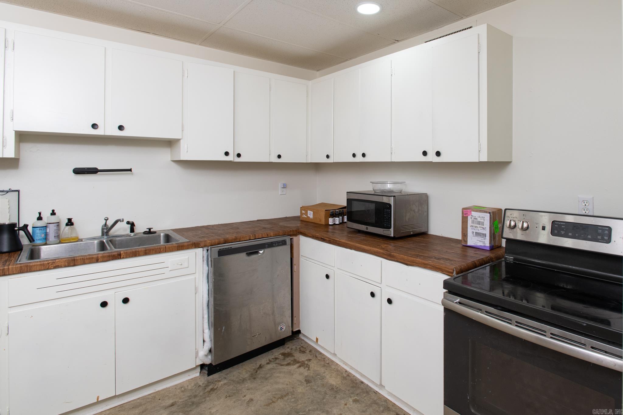 3115 Jfk Boulevard Property Photo 9