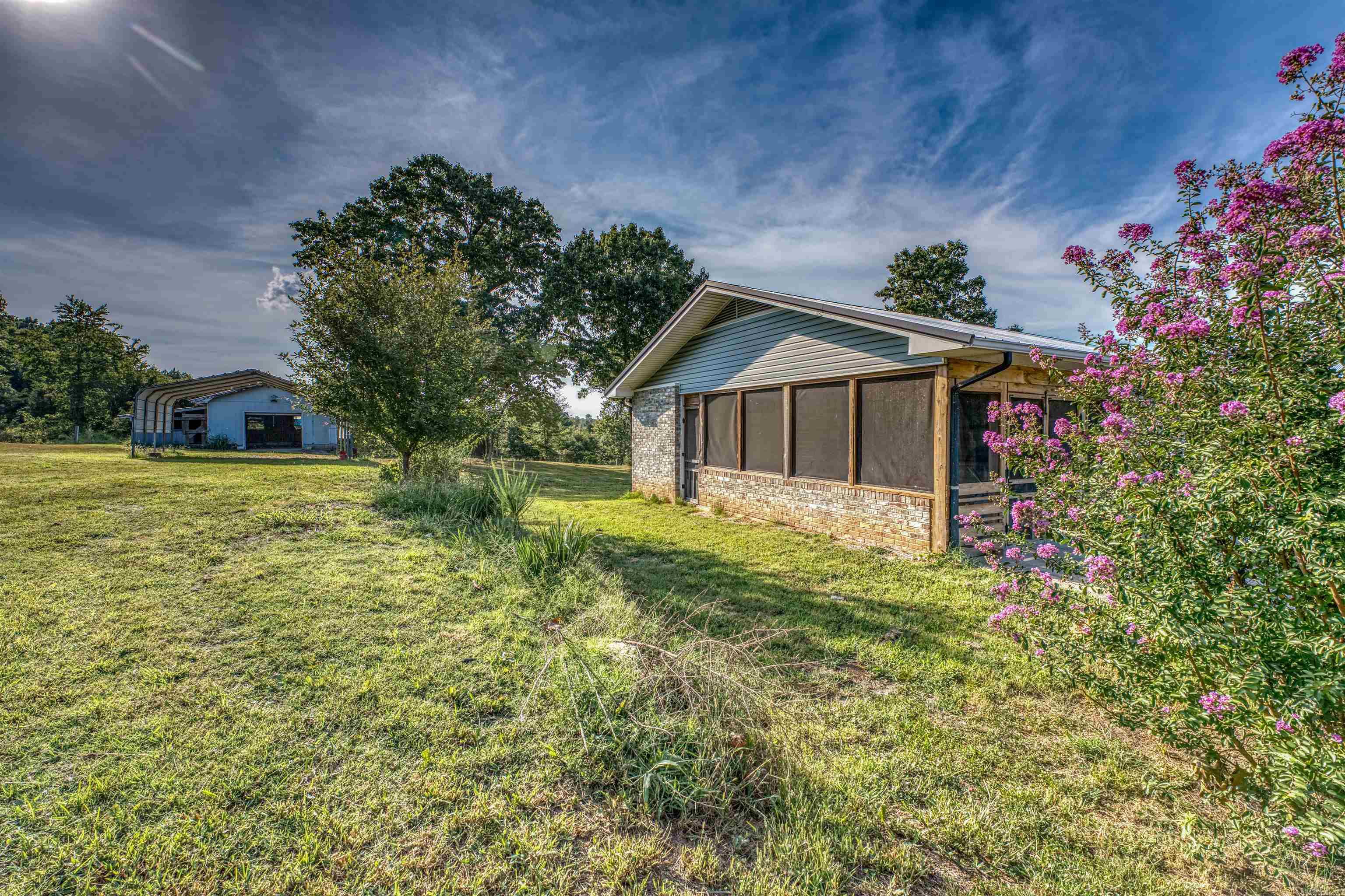 6682 N Highway 125 Property Photo 3