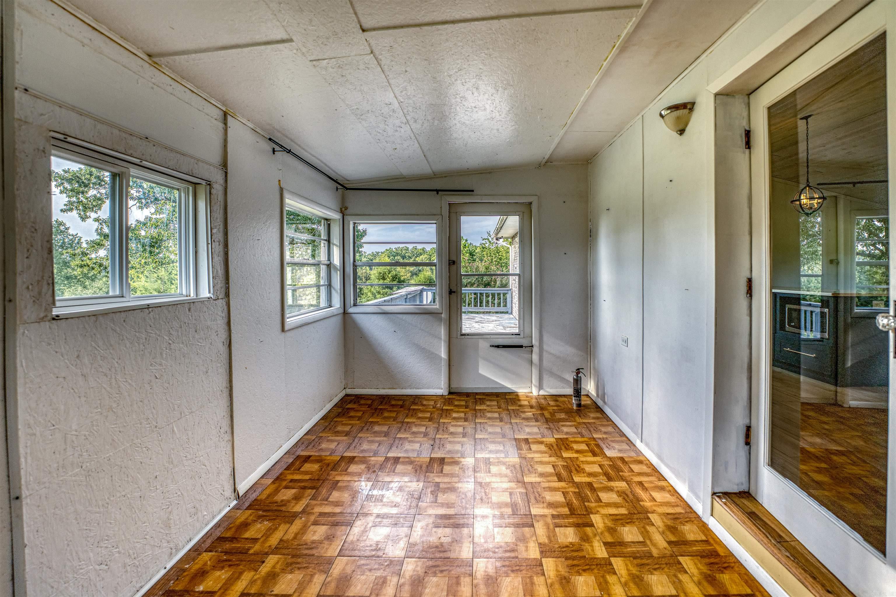 6682 N Highway 125 Property Photo 6