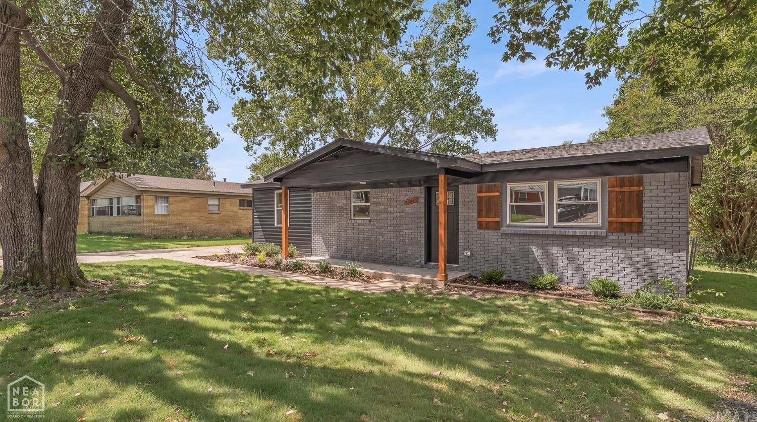 104 Cindy Street Property Photo 1