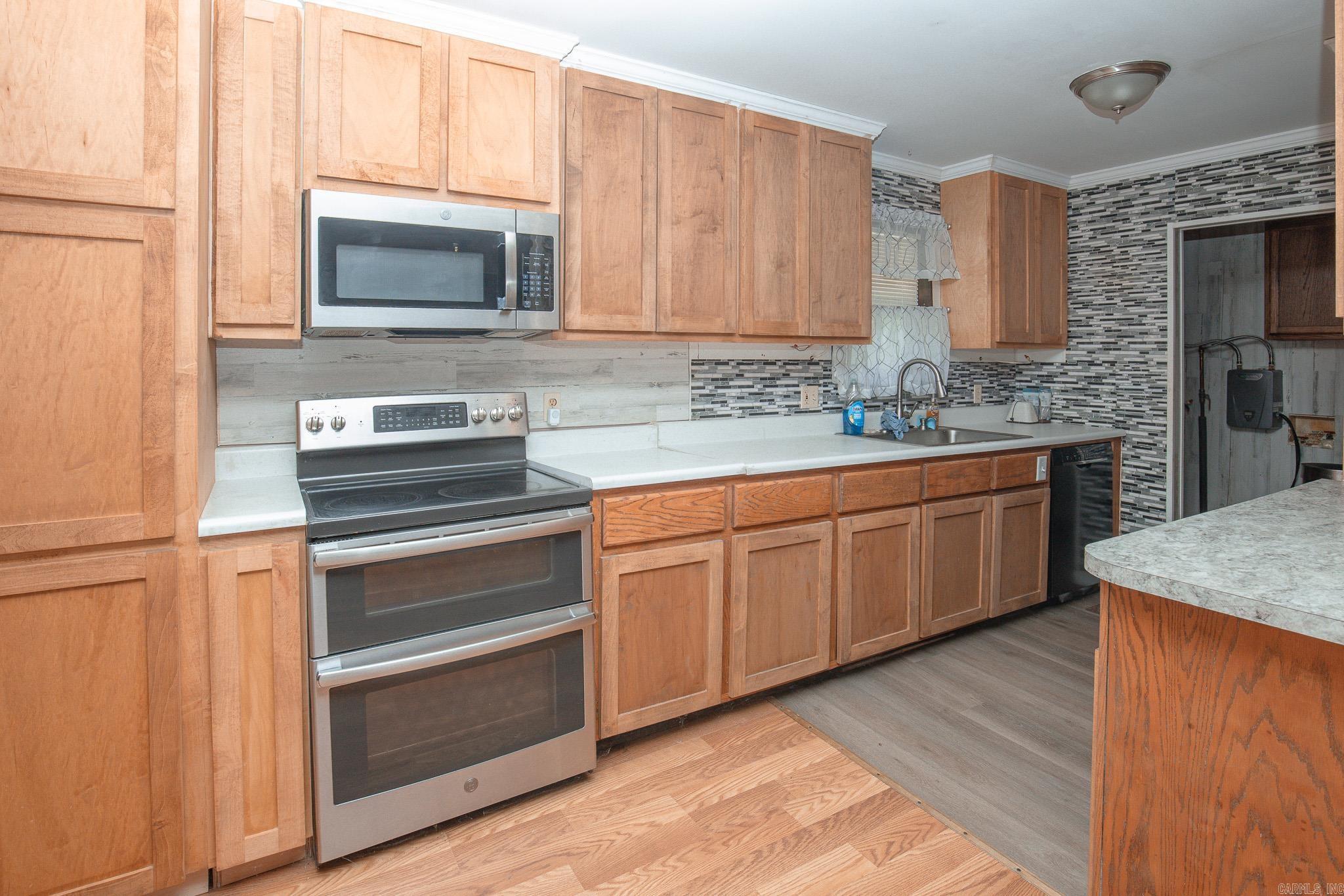 21322 Chicot Property Photo 8