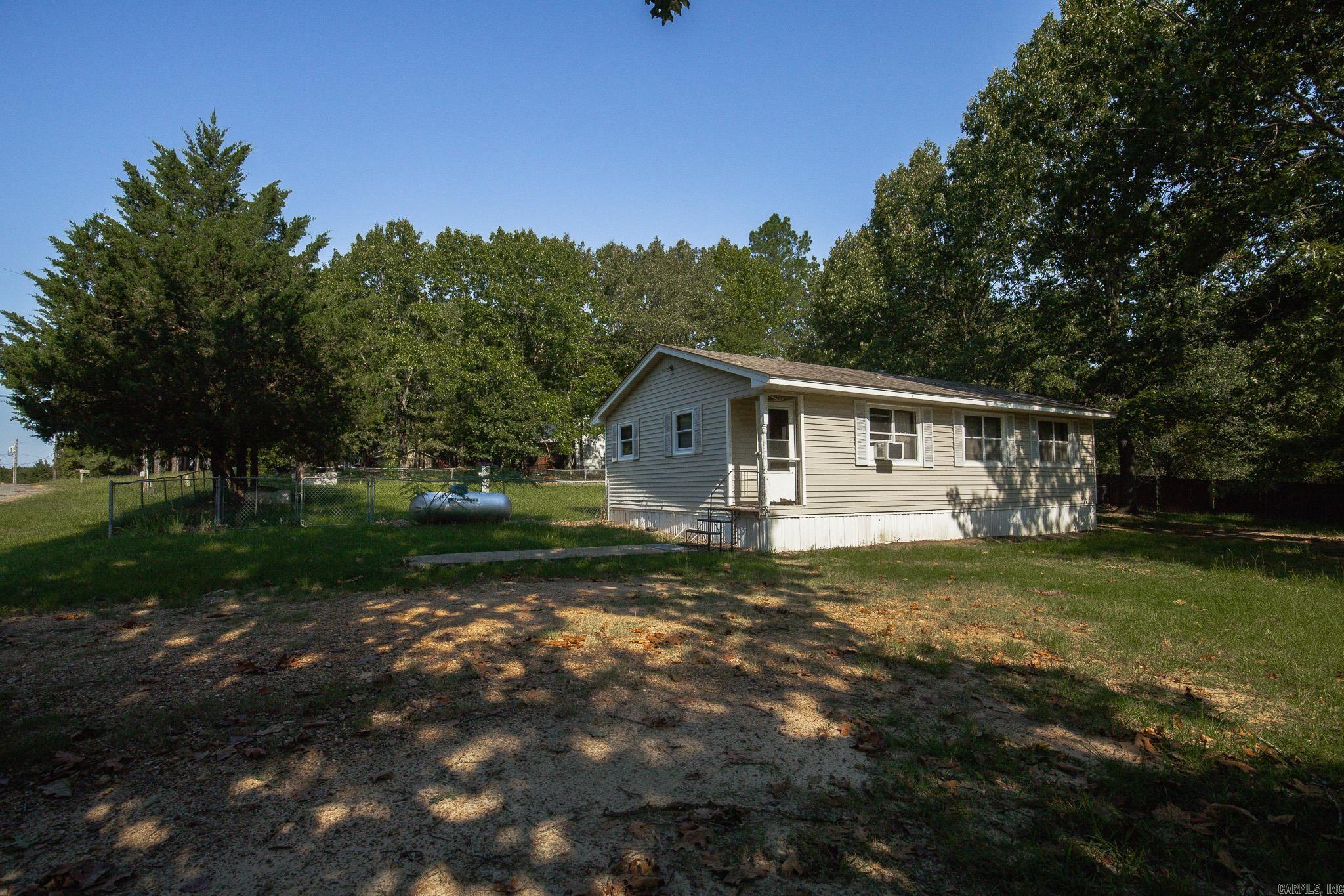 21322 Chicot Property Photo 17