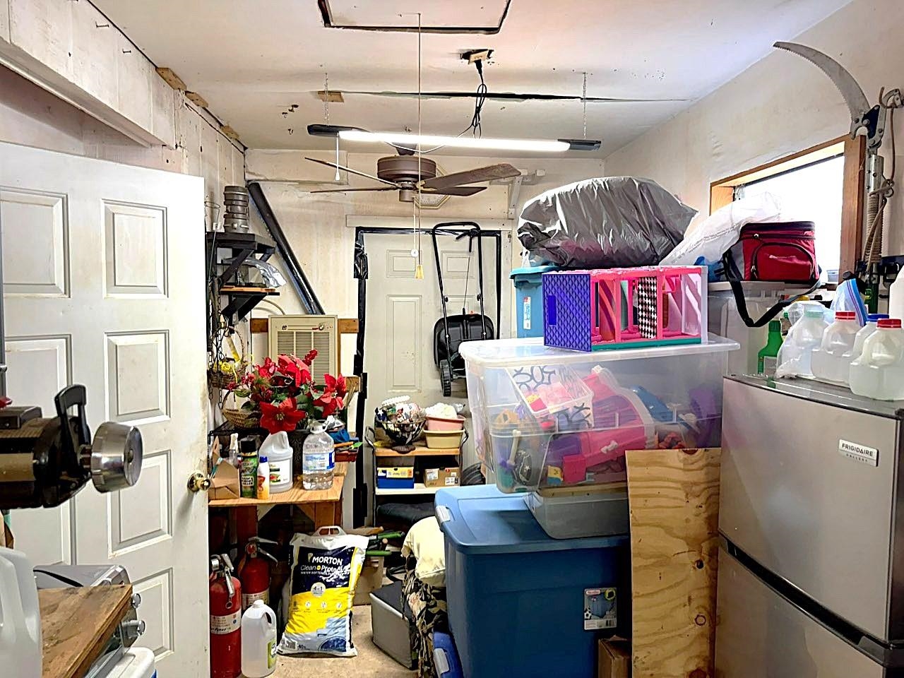 911 S Edgewater Dr. Property Photo 23