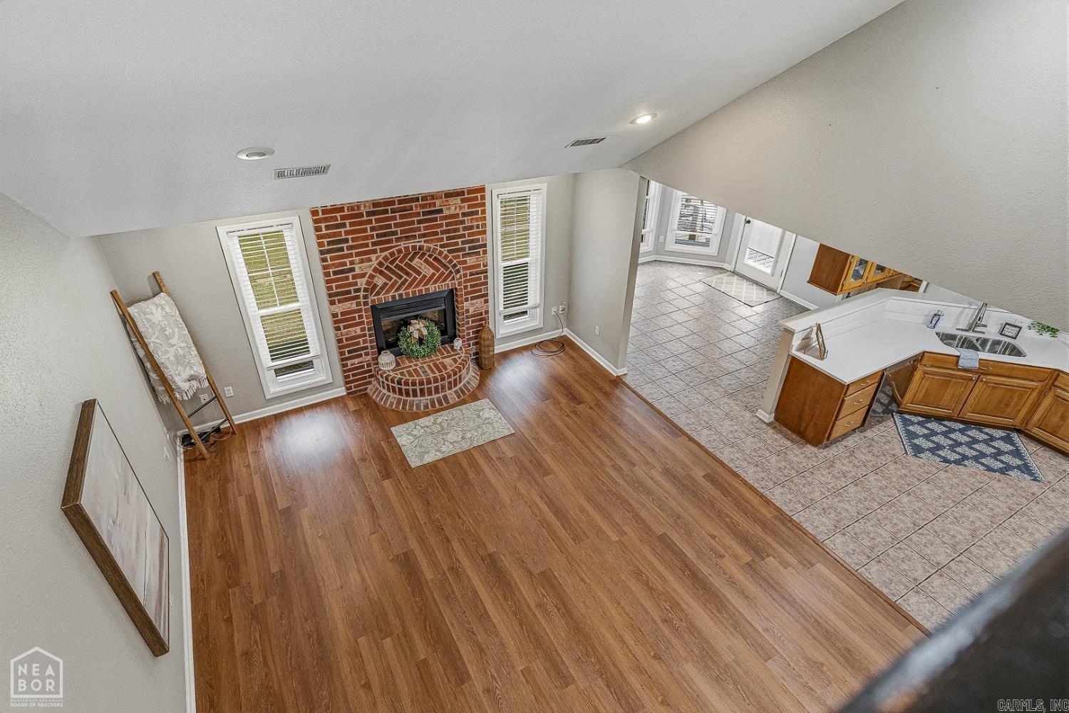 1201 Kirkwood Drive Property Photo 8