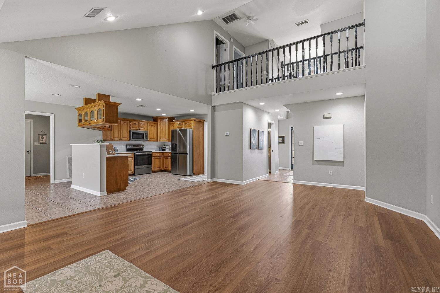 1201 Kirkwood Drive Property Photo 11