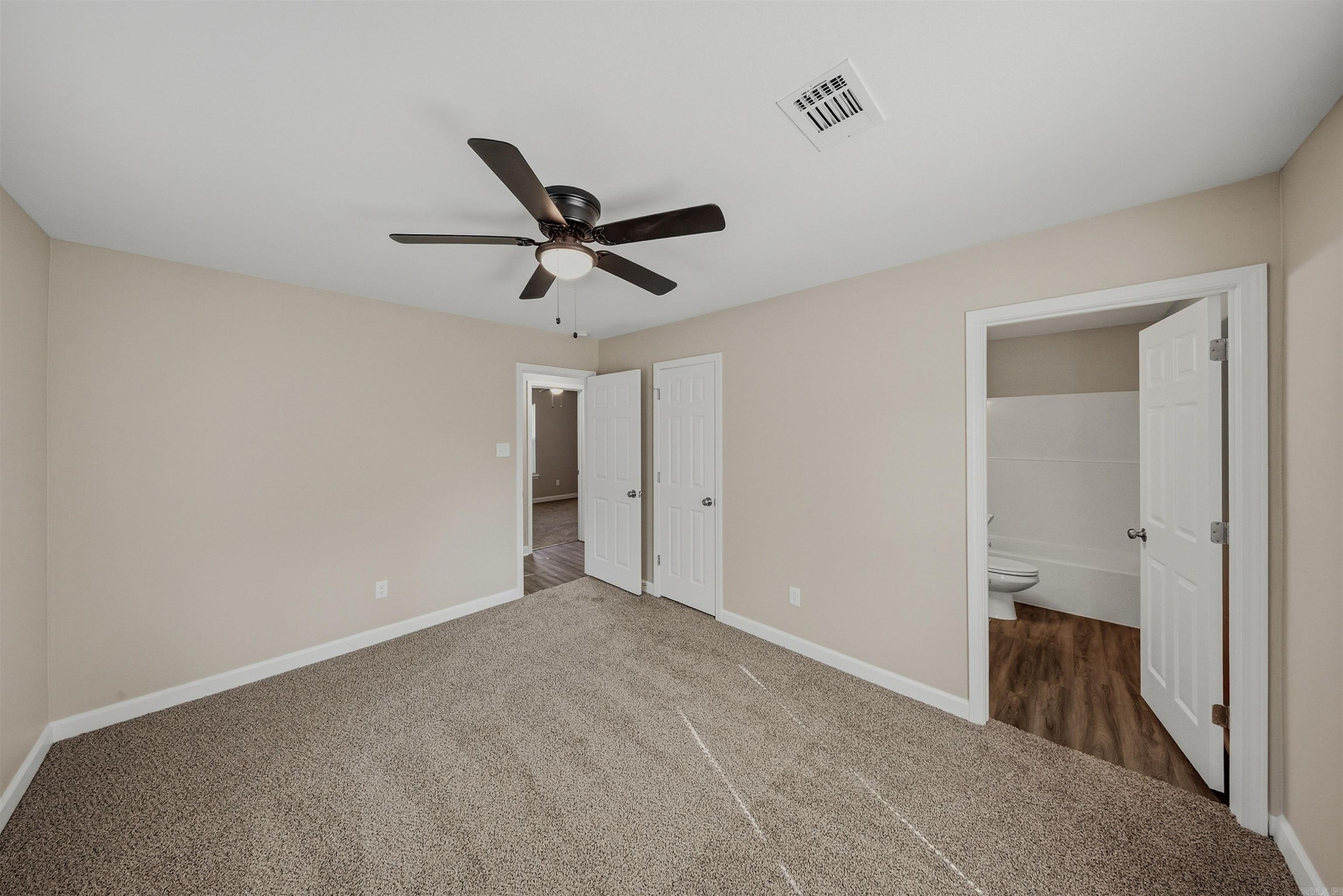 195 Roosevelt Road Property Photo 11