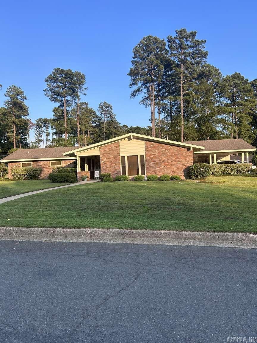 321 Brookridge Drive Property Photo 1