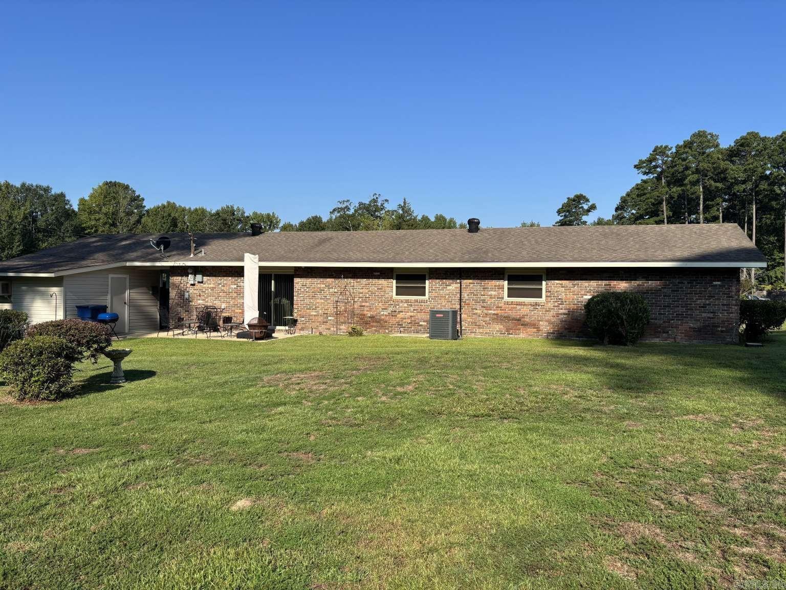321 Brookridge Drive Property Photo 4