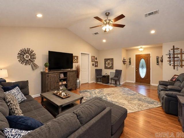 105 Rock Creek Drive Property Photo 6