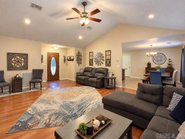 105 Rock Creek Drive Property Photo 7