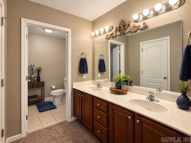 105 Rock Creek Drive Property Photo 16