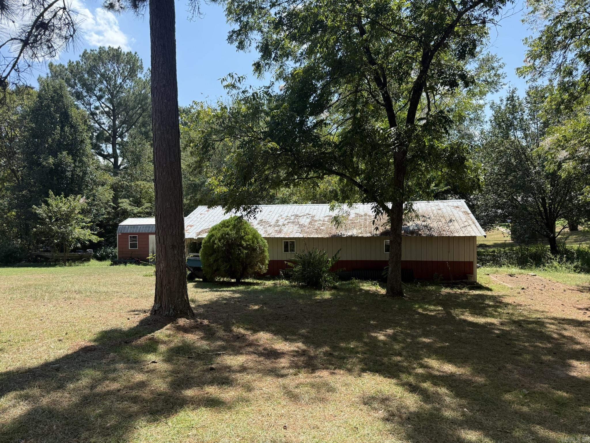 1001 W Sunset Street Property Photo 2