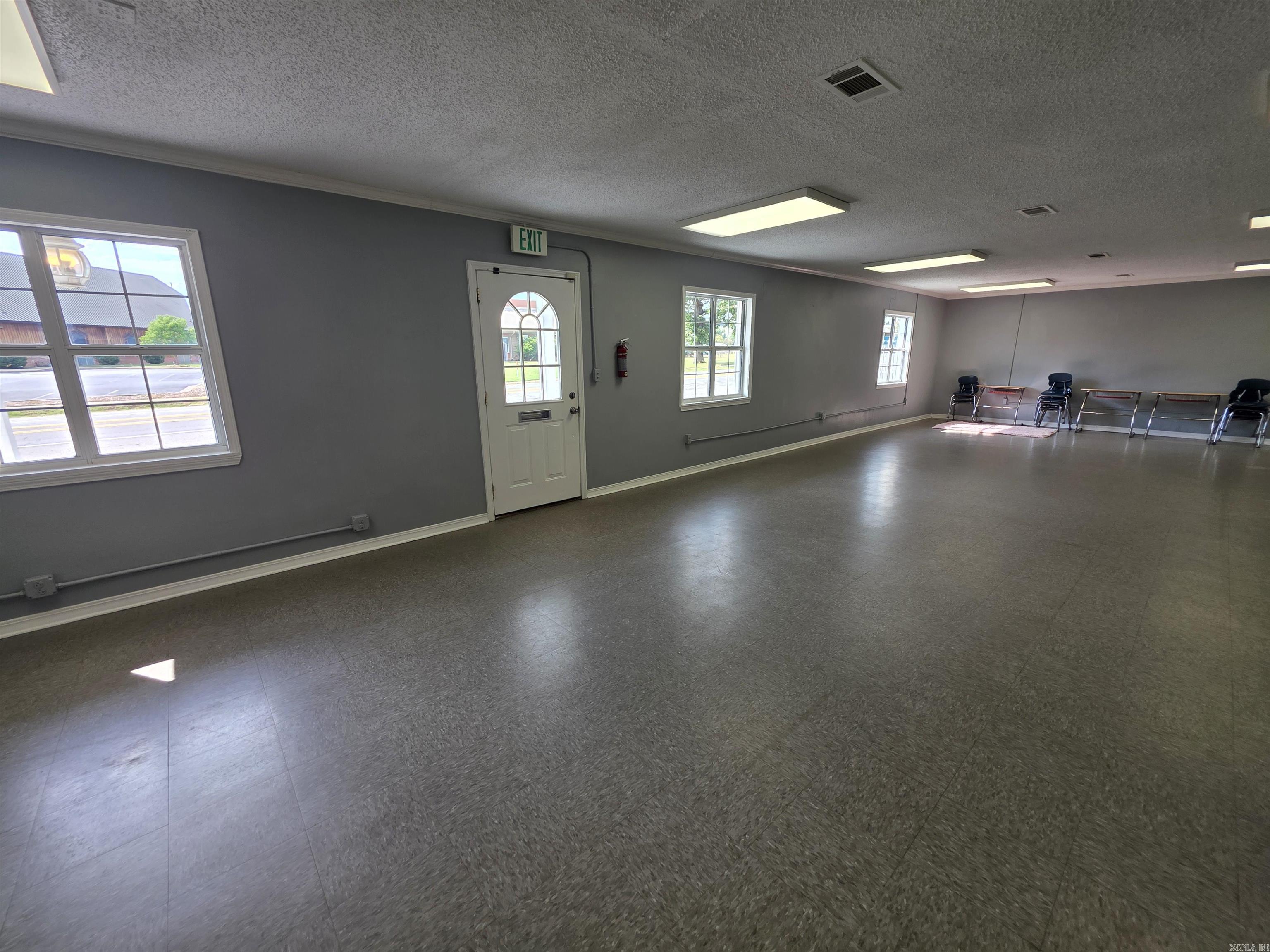 637 Hwy 365 Property Photo 3