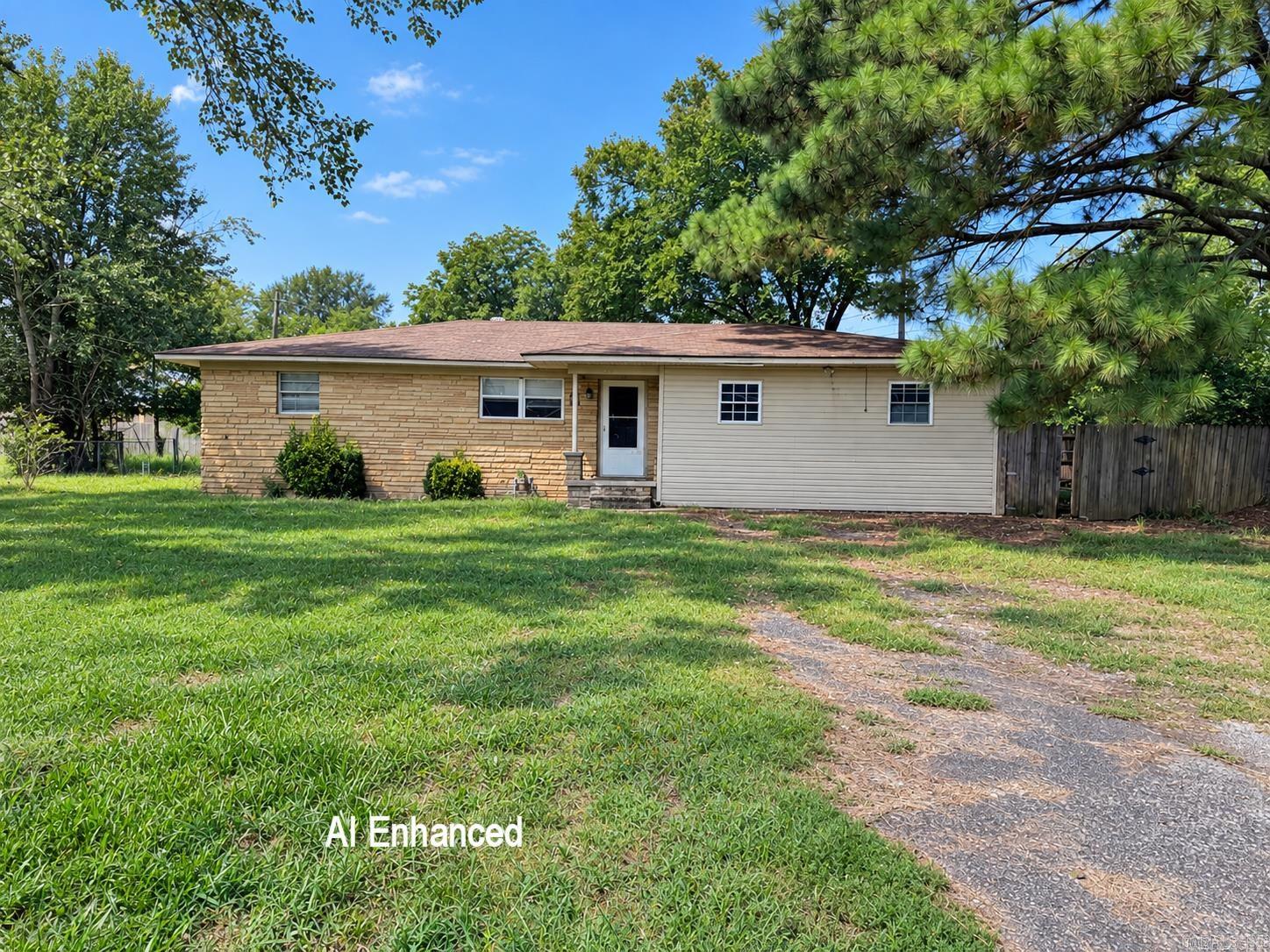 221 Hickory Street Property Photo 1