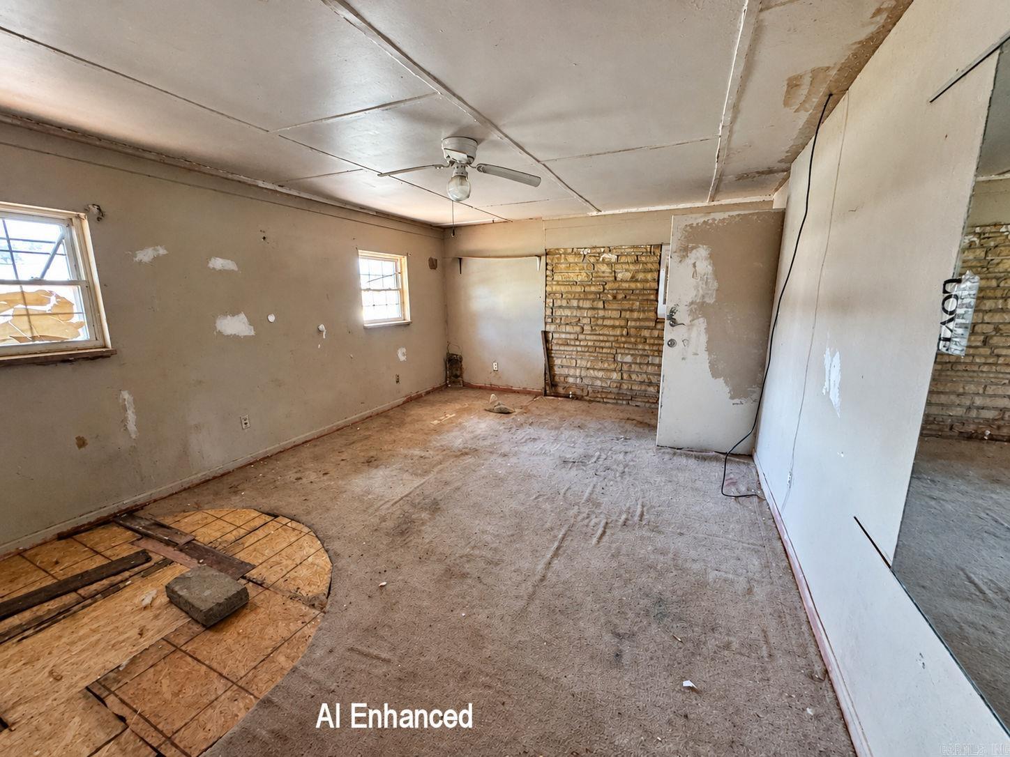 221 Hickory Street Property Photo 4