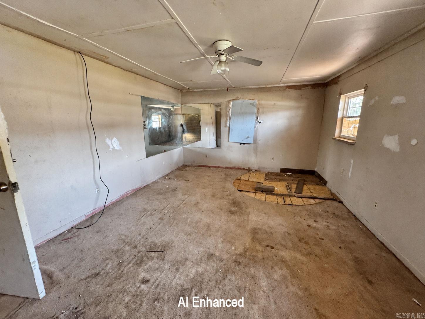 221 Hickory Street Property Photo 5