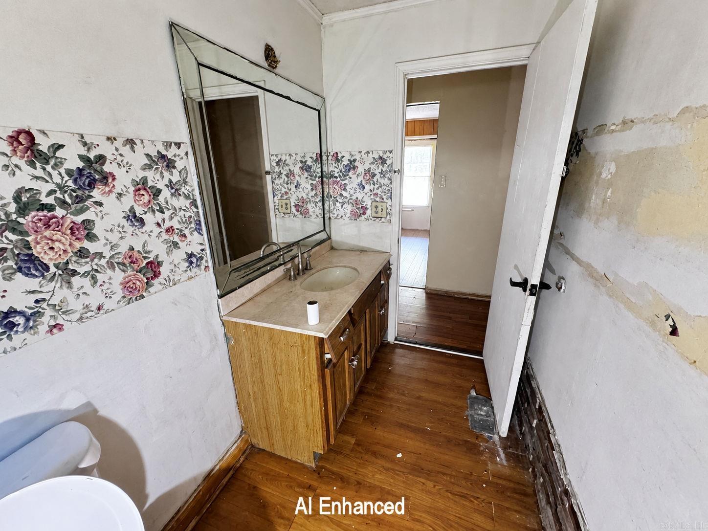 221 Hickory Street Property Photo 6