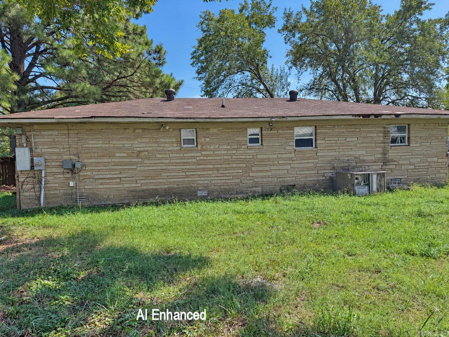 221 Hickory Street Property Photo 18