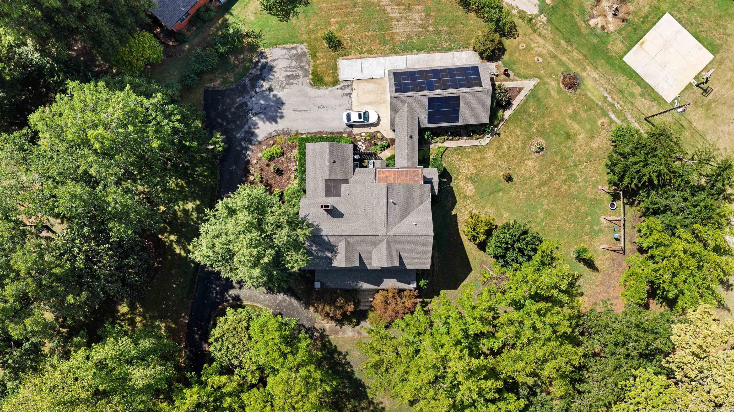 201 W Montgomery Property Photo 7