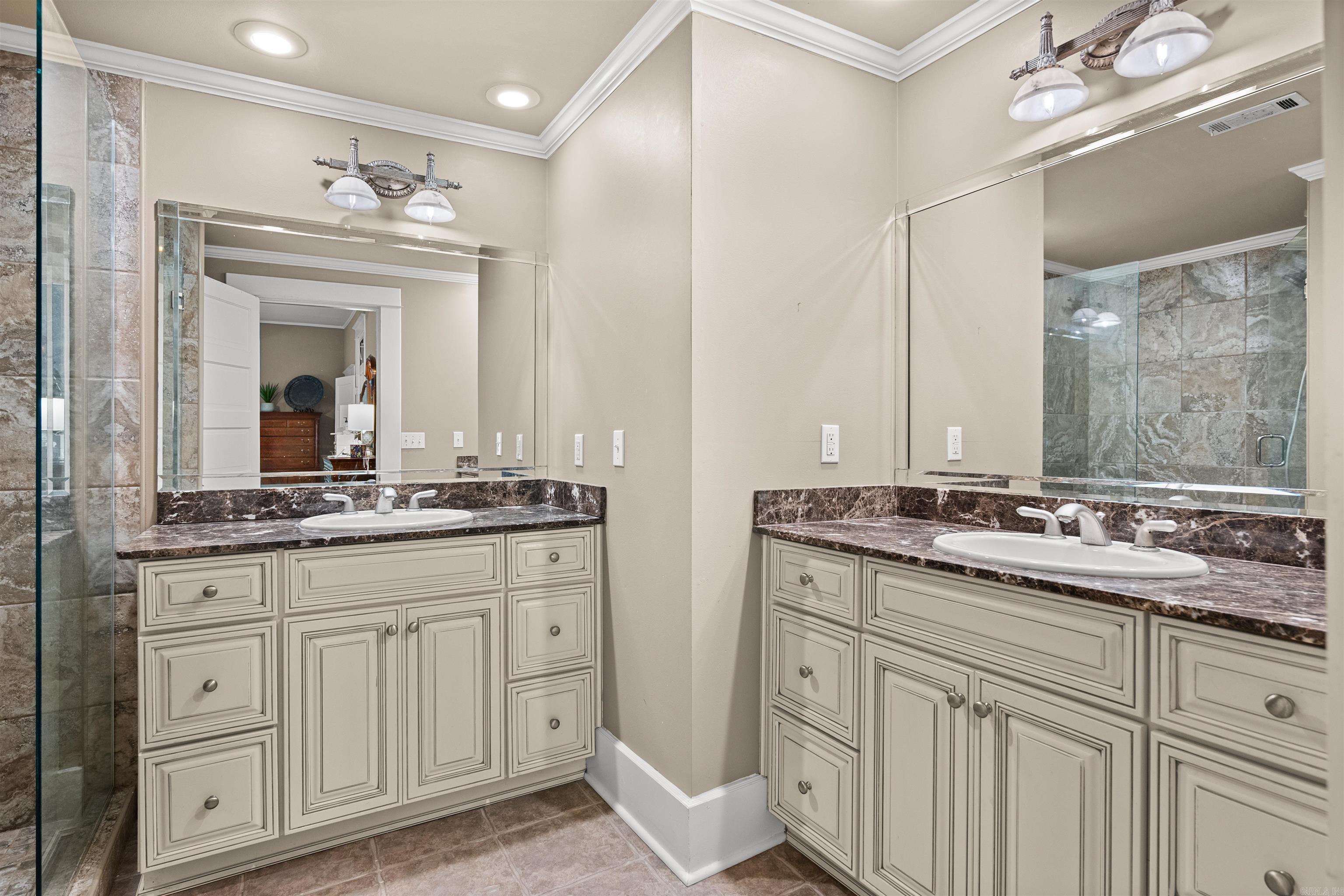 201 W Montgomery Property Photo 39