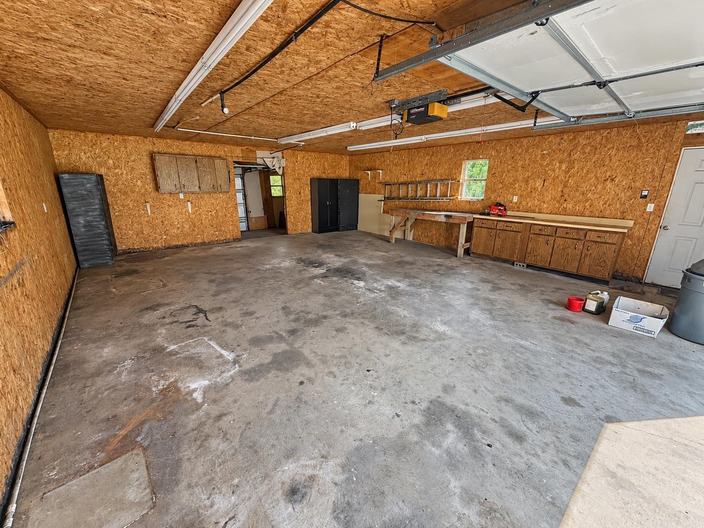 905 W Unity Road Property Photo 19
