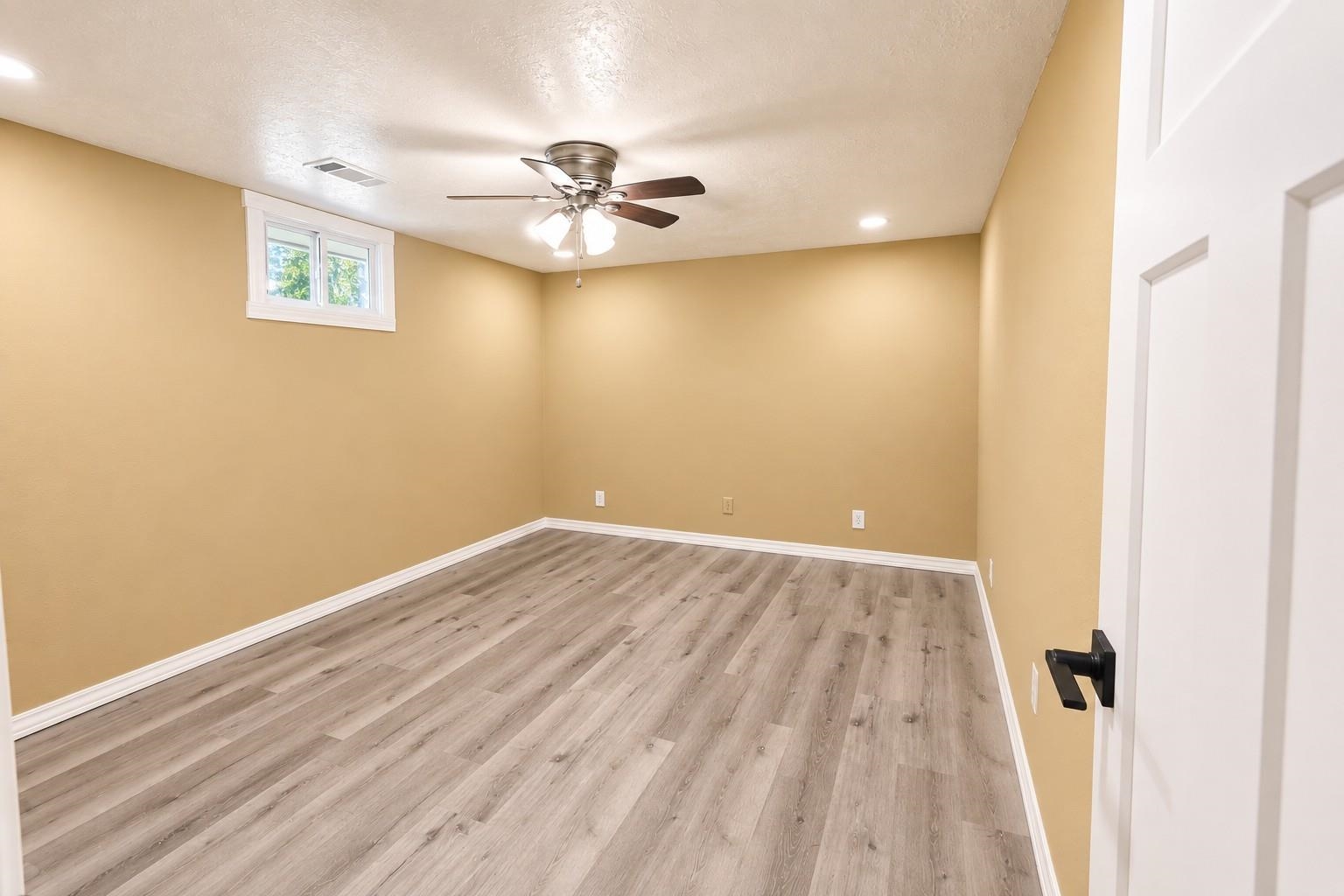 170 Hickory Street Property Photo 7