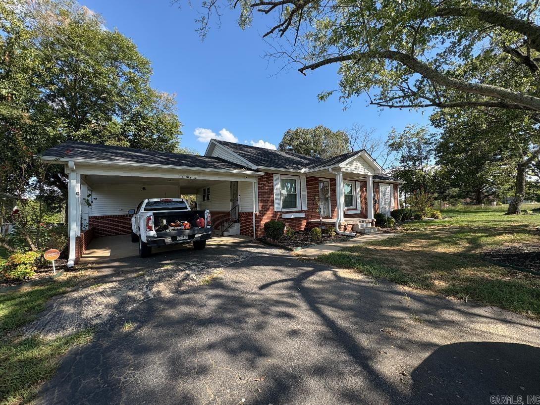 175 Spur 267 Highway Property Photo 2