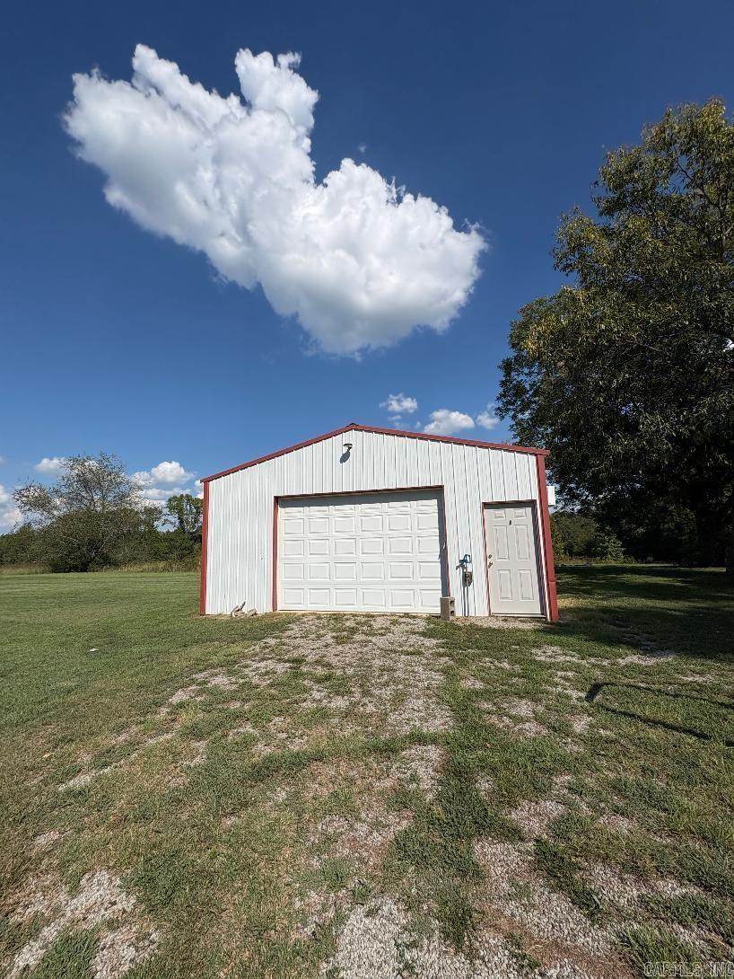 175 Spur 267 Highway Property Photo 4