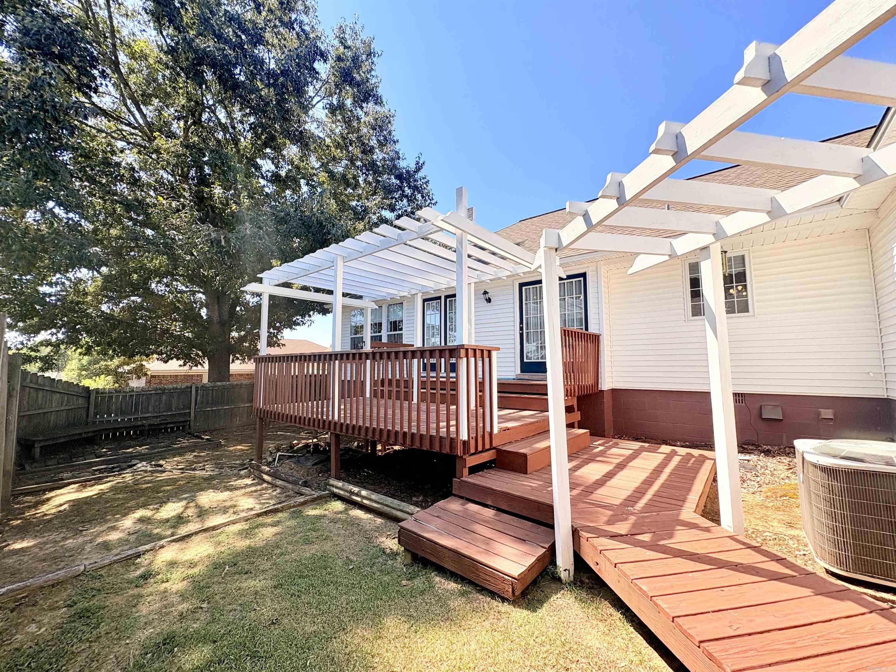 134 March Cove Property Photo 13