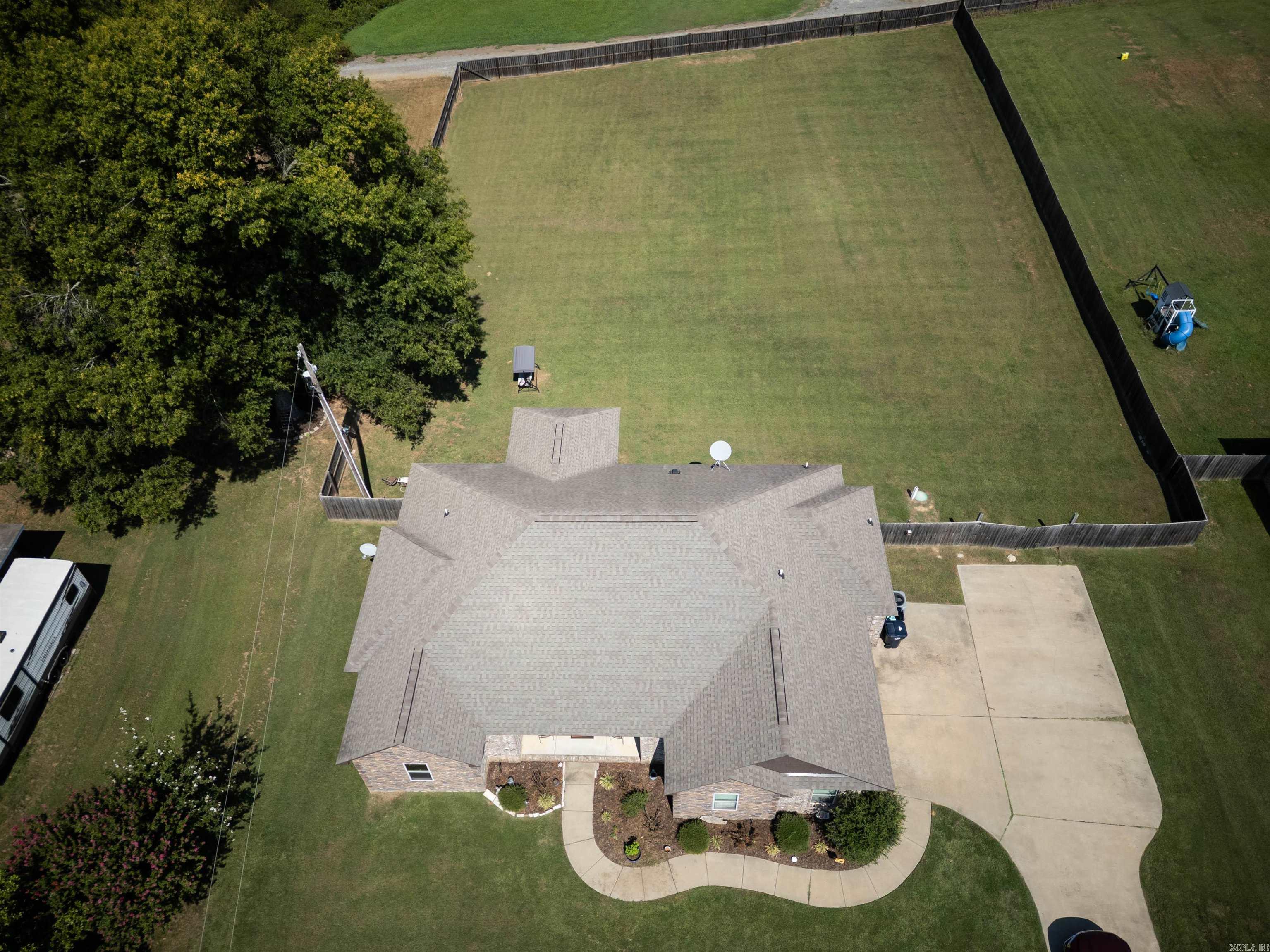 418 Hwy 225 W Property Photo 4