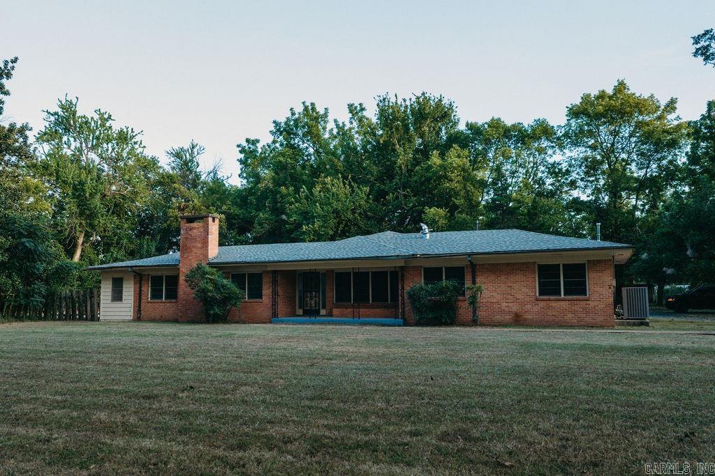 399 Louise Drive Property Photo 1