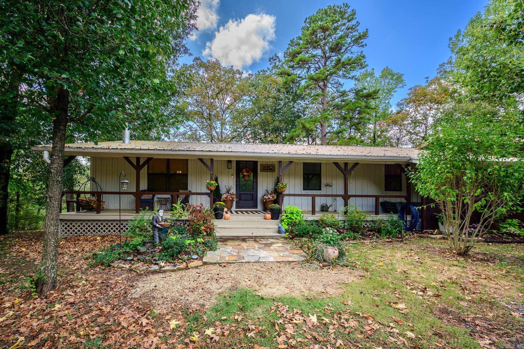 156 River Ln Property Photo 1