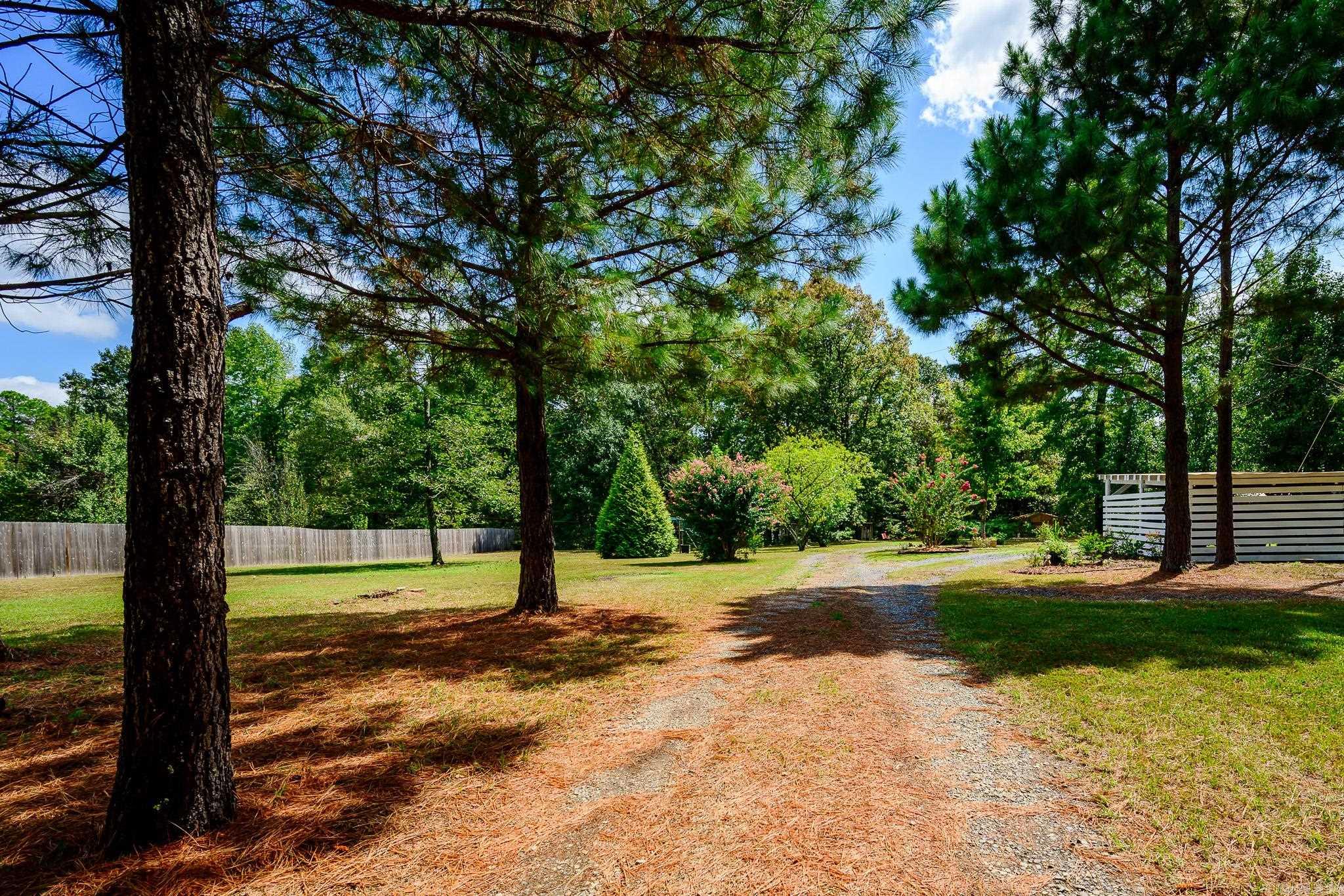 156 River Ln Property Photo 4