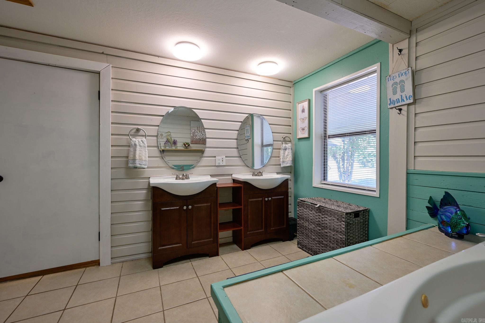 156 River Ln Property Photo 29