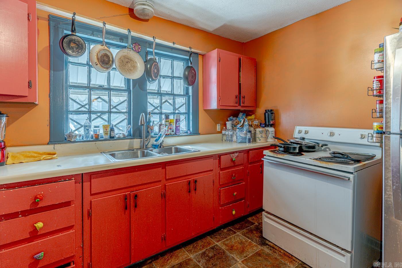 127 W Danner Avenue Property Photo 12