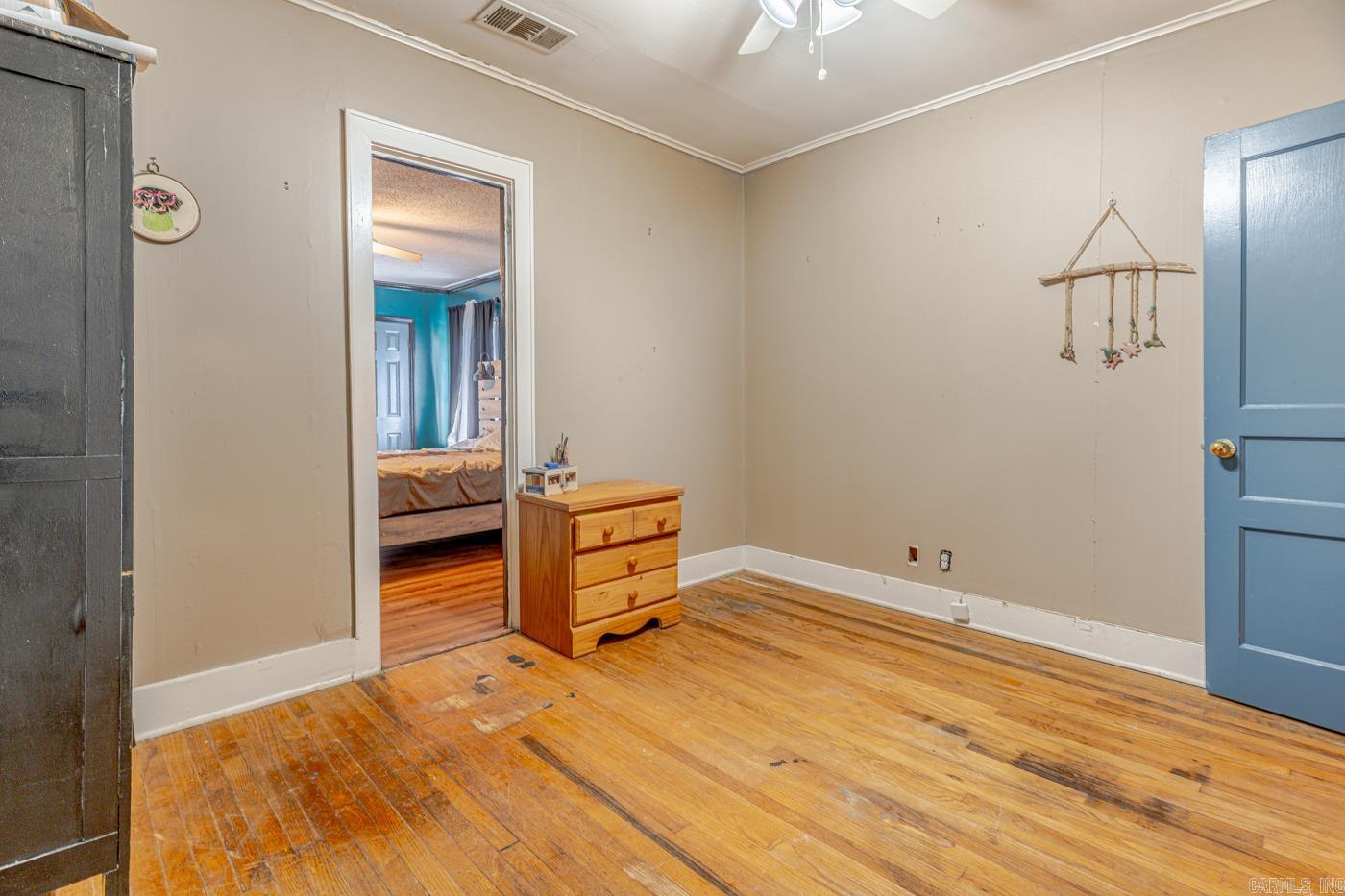 127 W Danner Avenue Property Photo 23