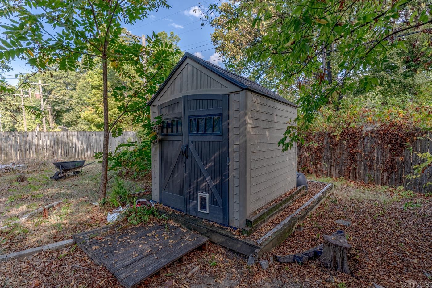 127 W Danner Avenue Property Photo 32