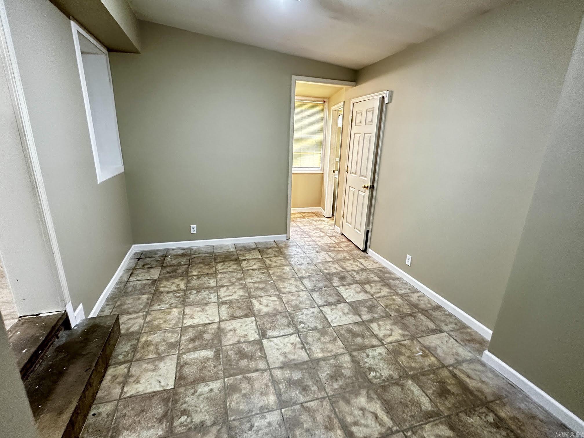 5510 W 51st Street Property Photo 8