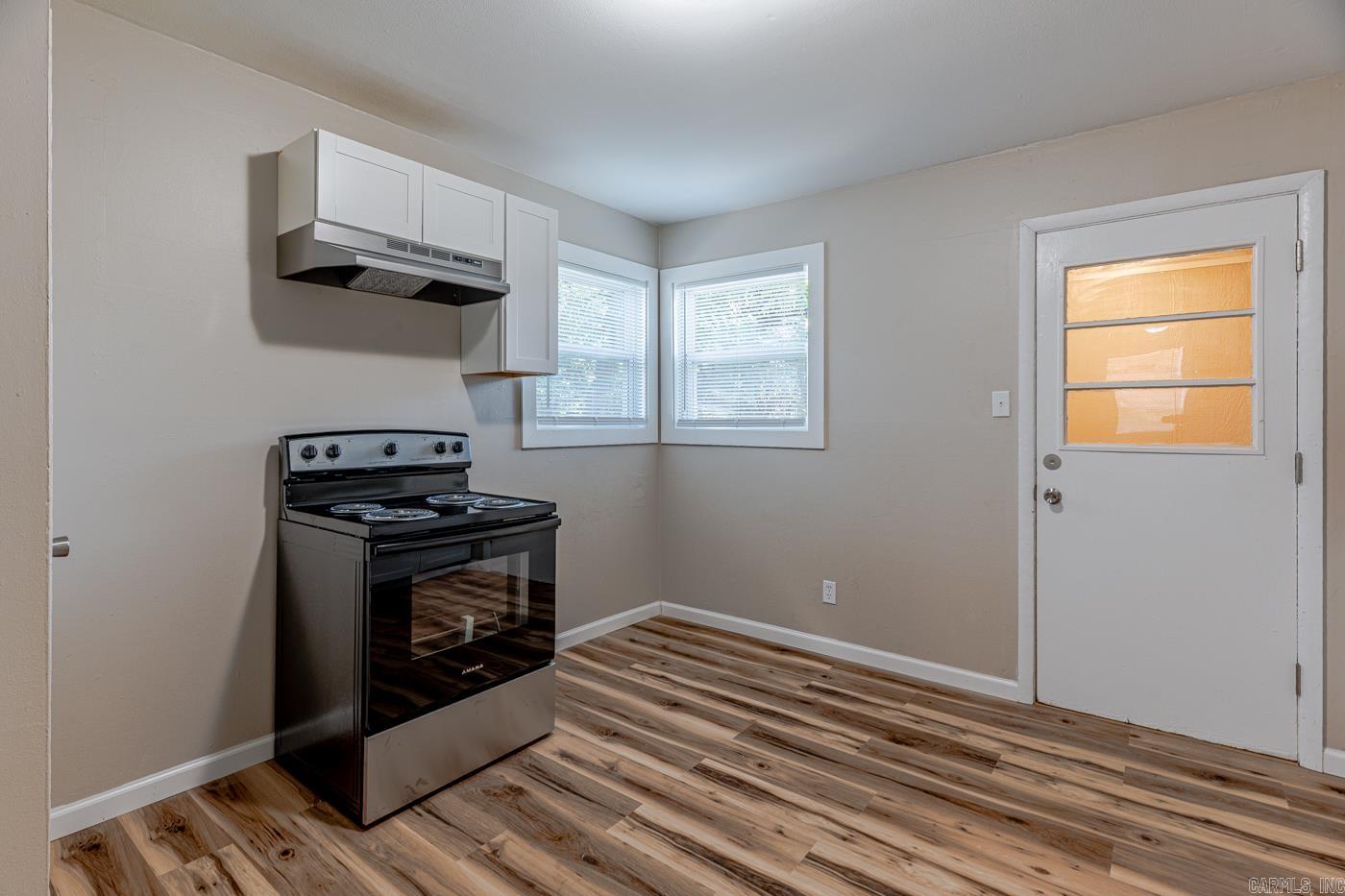 3207 Fairview Dr Property Photo 12