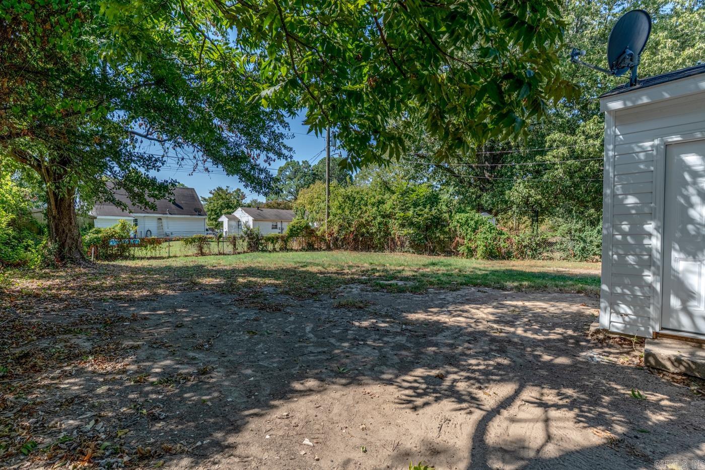 3207 Fairview Dr Property Photo 28