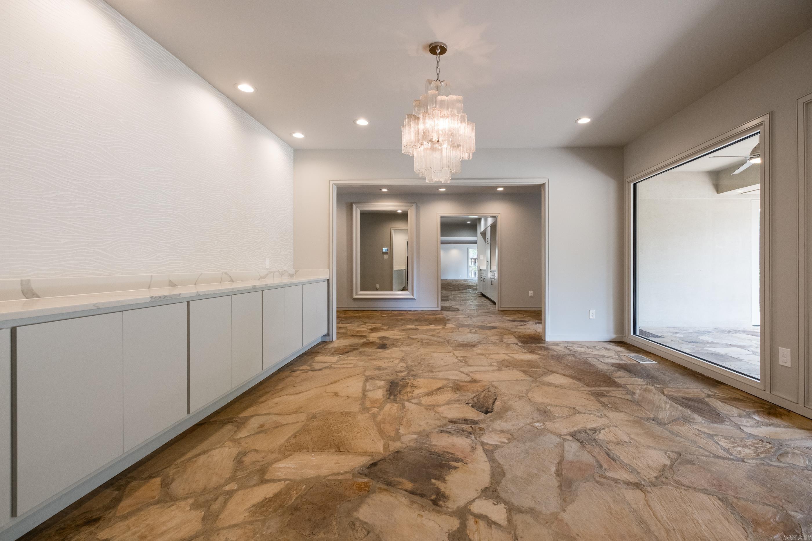 16 Iron Horse Road Property Photo 13