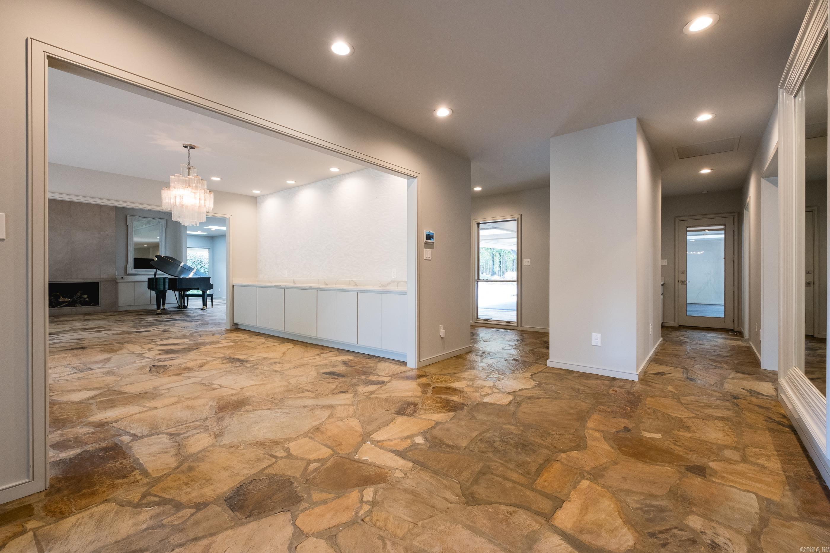 16 Iron Horse Road Property Photo 17